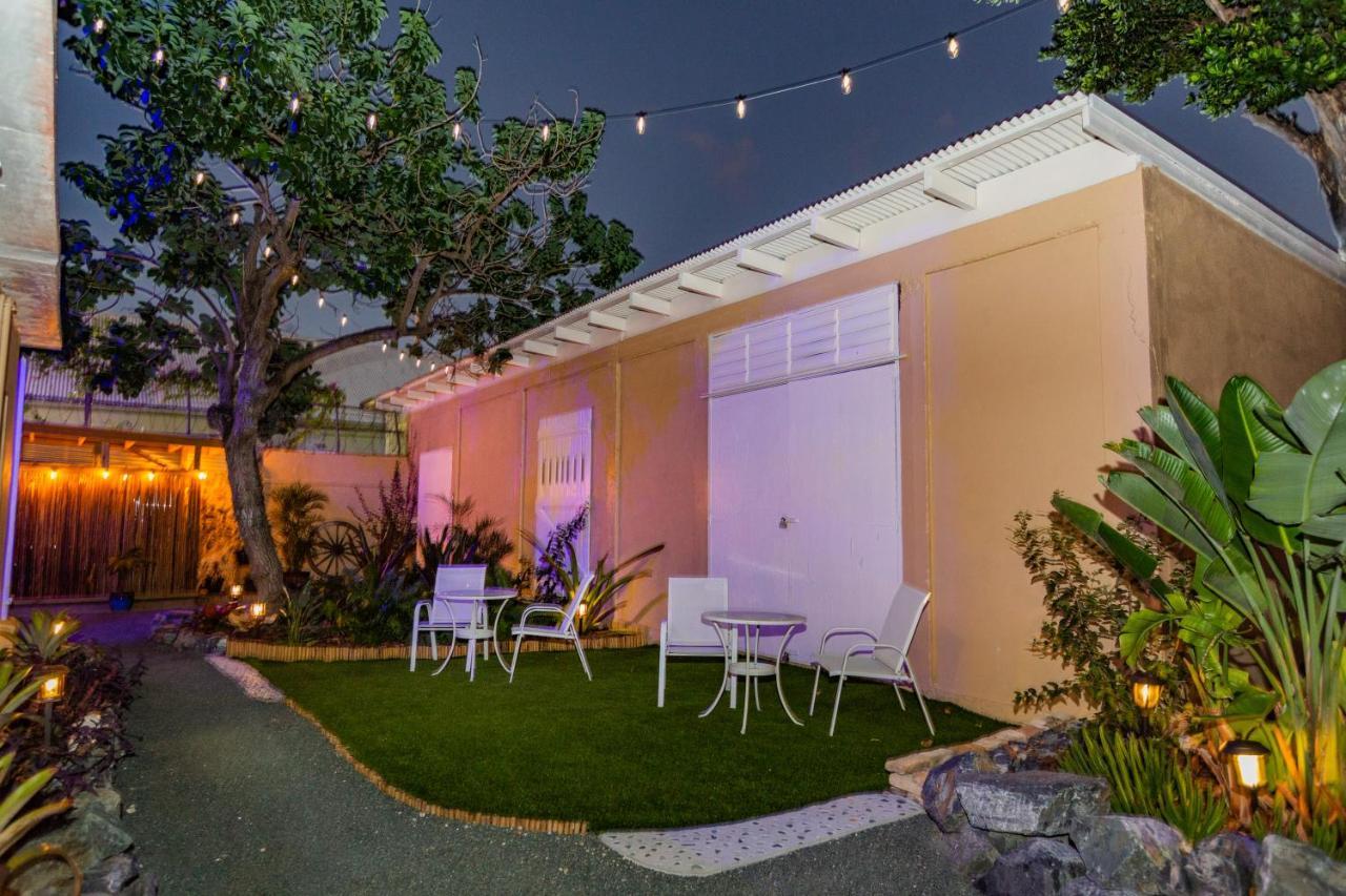 מלון Frederiksted Victoria House מראה חיצוני תמונה