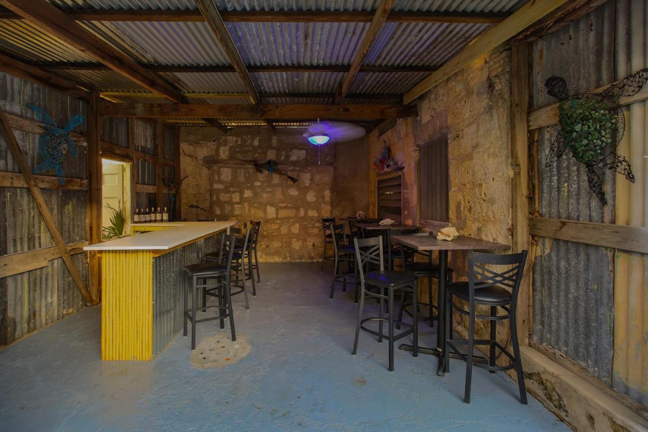 מלון Frederiksted Victoria House מראה חיצוני תמונה